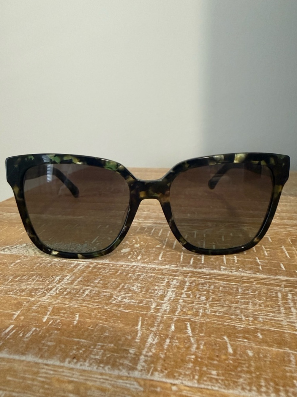 kate spade Green Tortoise Sunglasses - Picture 2 of 8